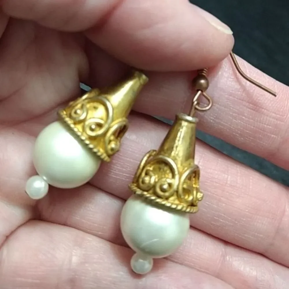 Vintage gold tone faux pearl earrings